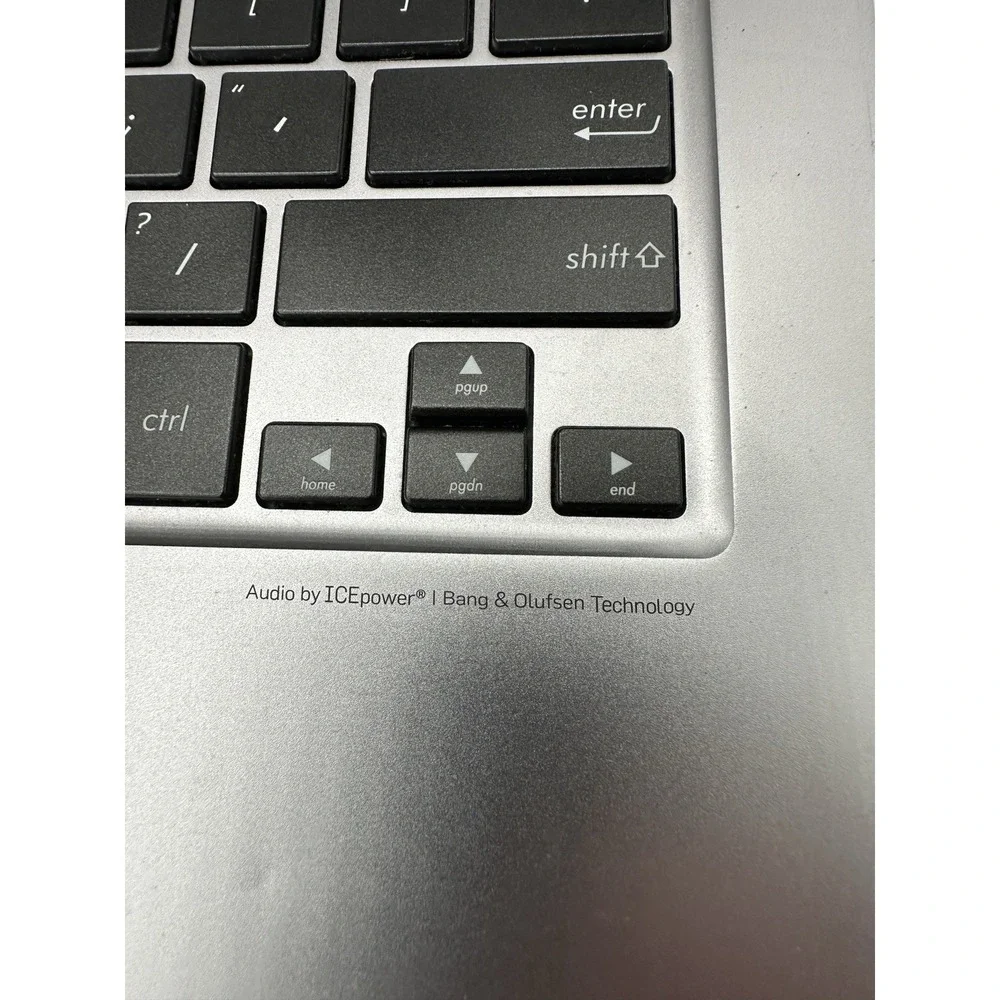 ASUS ZenBook UX303U Laptop FOR PARTS Cracked Screen‎ Untested No Charger